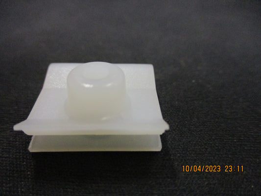 Nissan Maxima Genuine Guard Clip Liner New Part