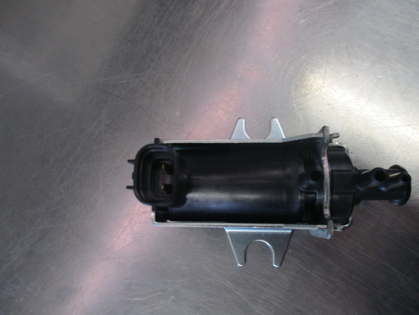 Isuzu D-Max/Holden Rodeo 4JJ1 Genuine Vacuum Pump Solenoid Valve New Part