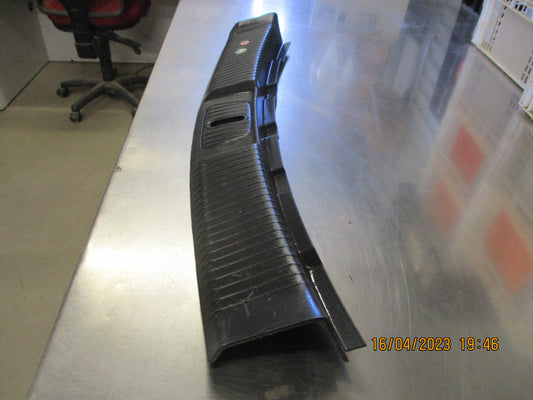 Holden Captiva Genuine Cargo Center Trim Panel With Flap Used Part