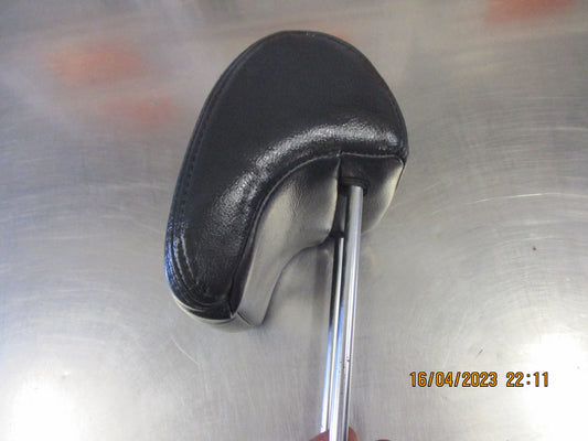 Leather Head Rest 2ND Row middle Models Unknown Used Part