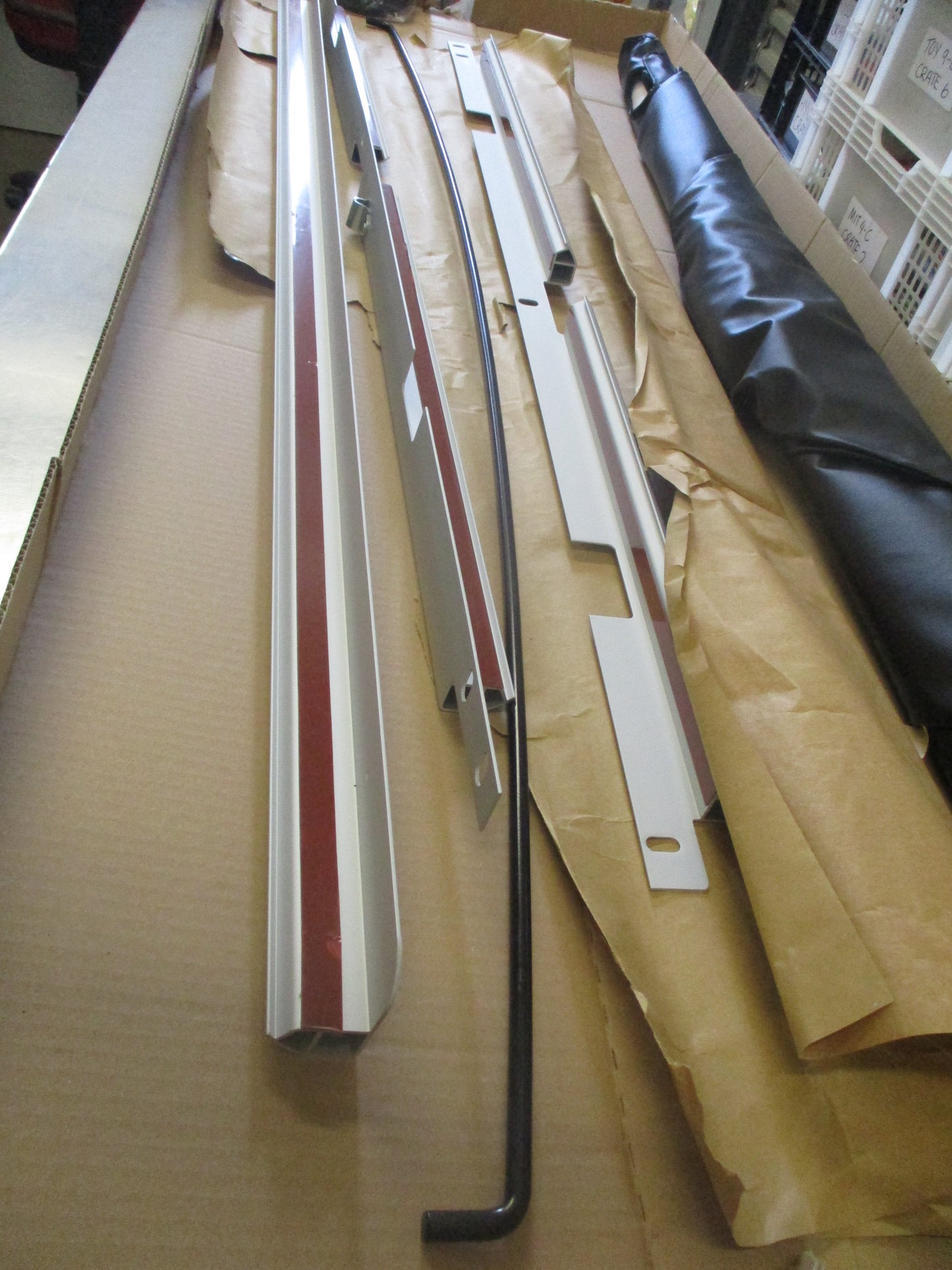 Holden RG Colorado Crew Cab Genuine Long Sports Bar Soft Tonneau Cover New Part
