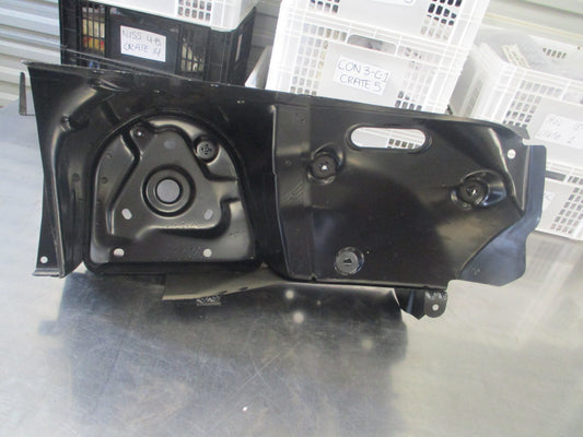 Nissan T32 X-Trail Genuine Left Hand Front Housing Strut New Part