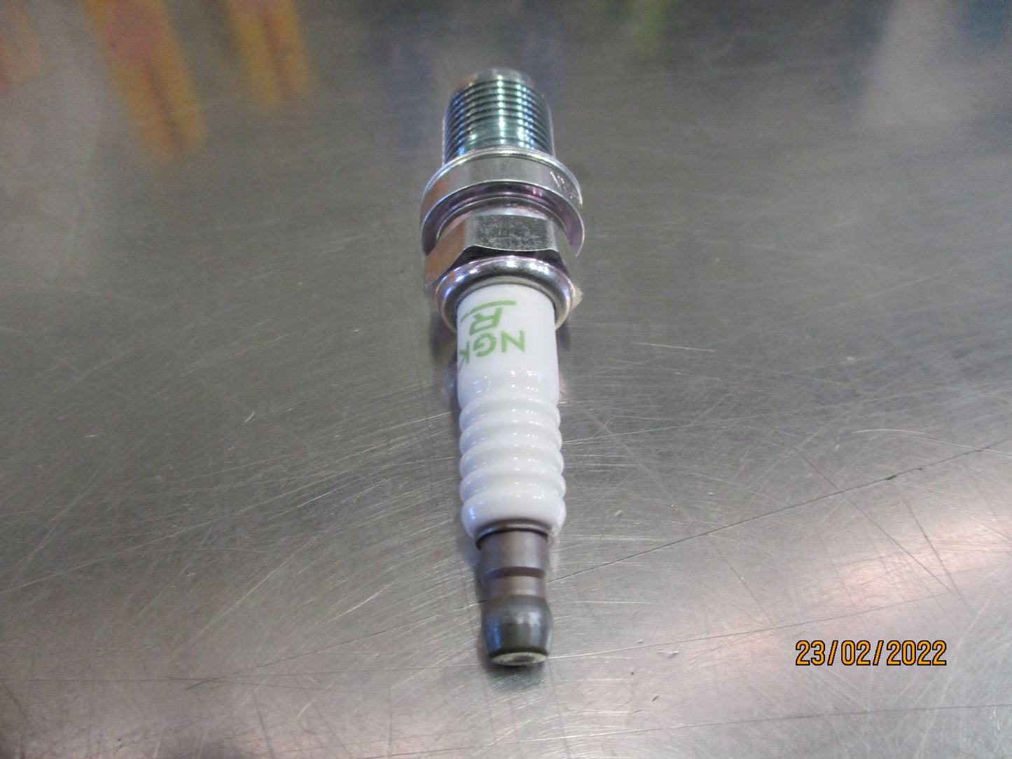 NGK Spark Plug Suits Nissan N15 Pulsar New Part