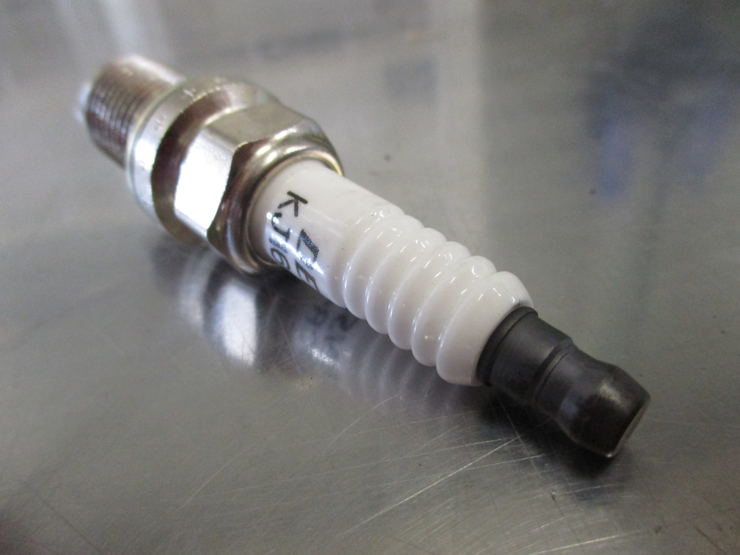 Ford Courier PC to PH Genuine Spark Plugs New Part