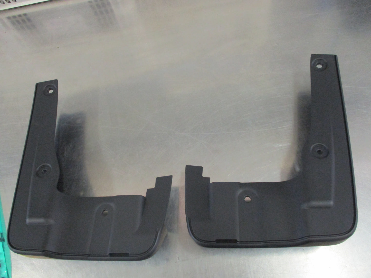 Subaru Outback Genuine Front Mud Flaps Kit New Part