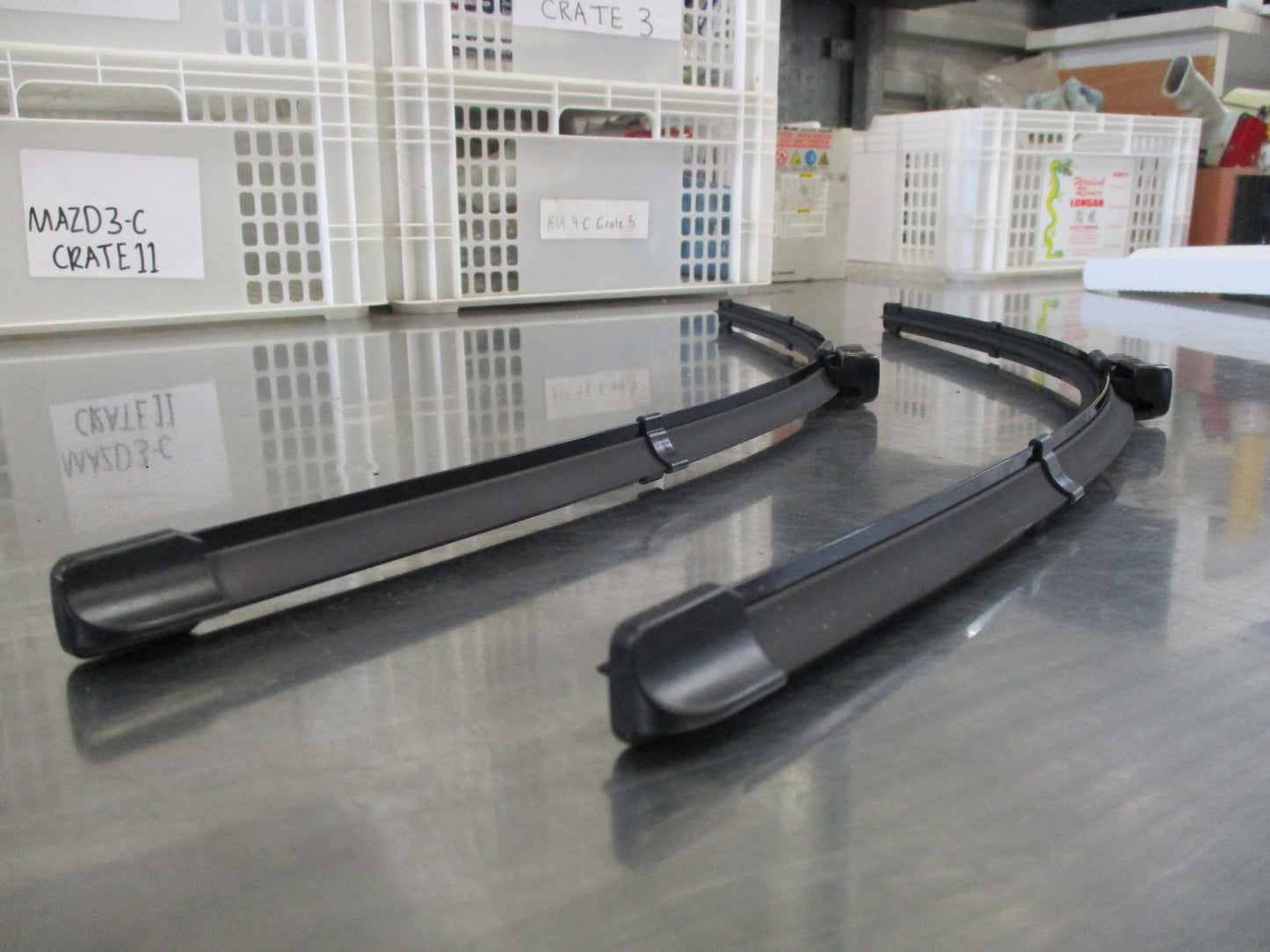 Volkswagen T5/T6 Transporter Genuine Front Wiper Blade Set New Part