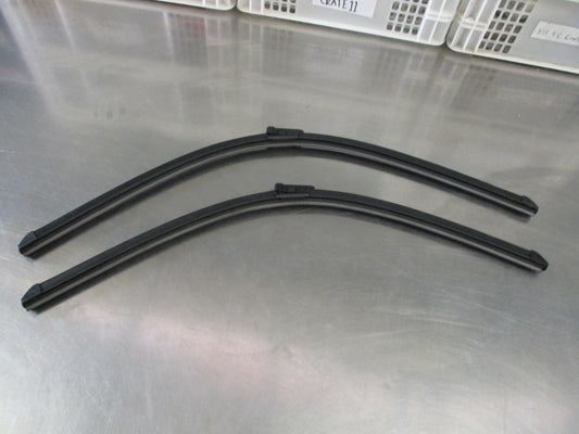 Volkswagen Crafter Genuine Wiper Blade Pair New Part