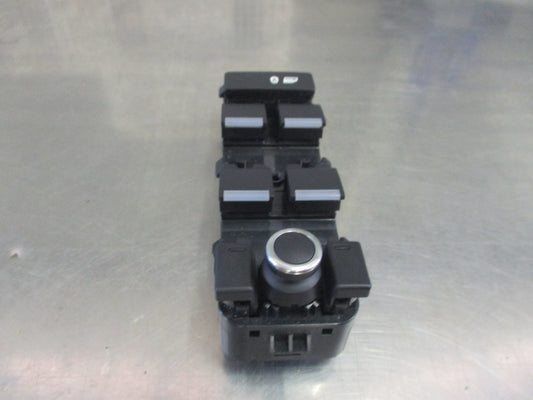 Land Rover Range Rover/Discovery/Defender Genuine Right Hand Front Window Controls New Part