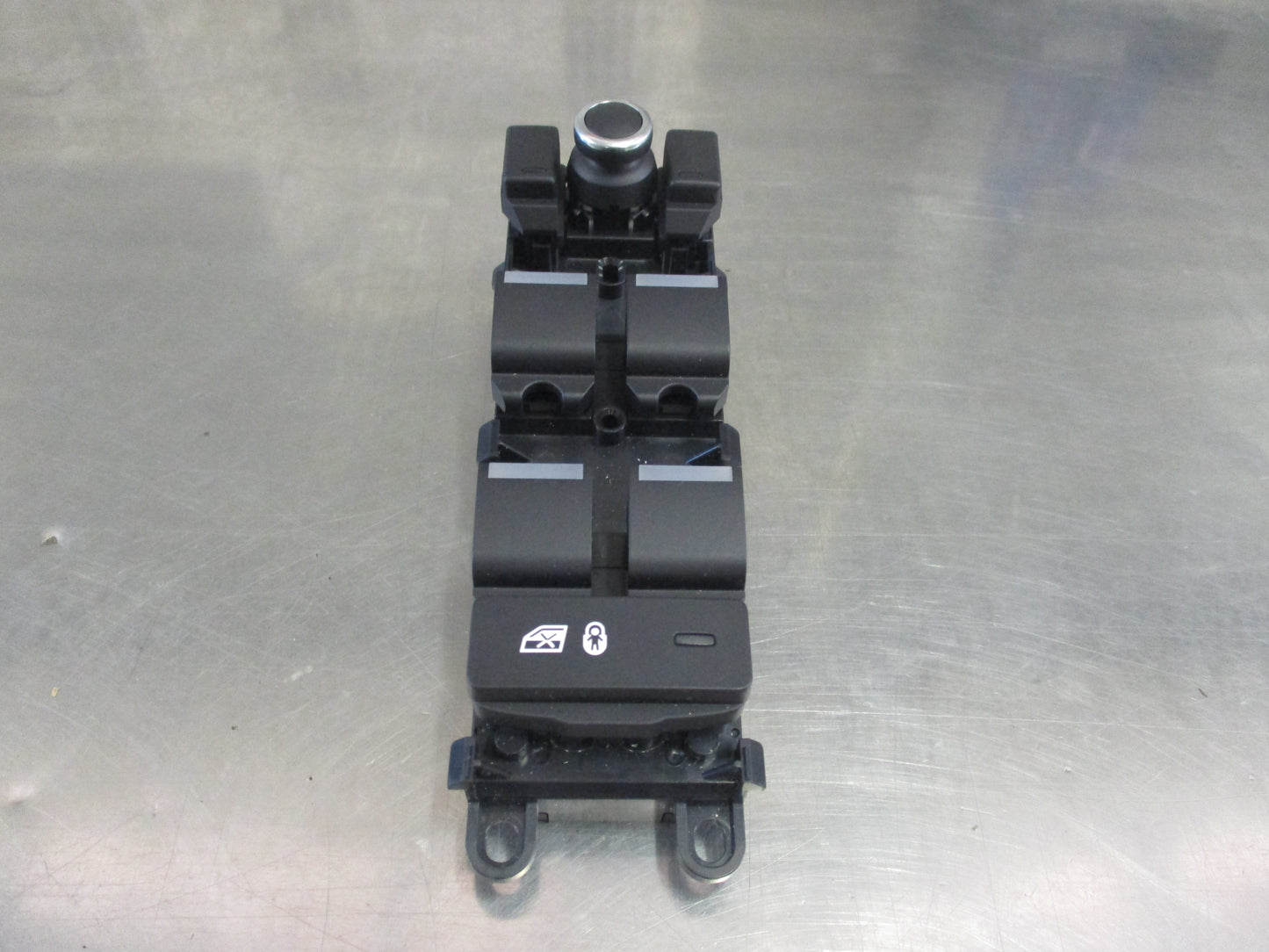 Land Rover Range Rover/Discovery/Defender Genuine Right Hand Front Window Controls New Part