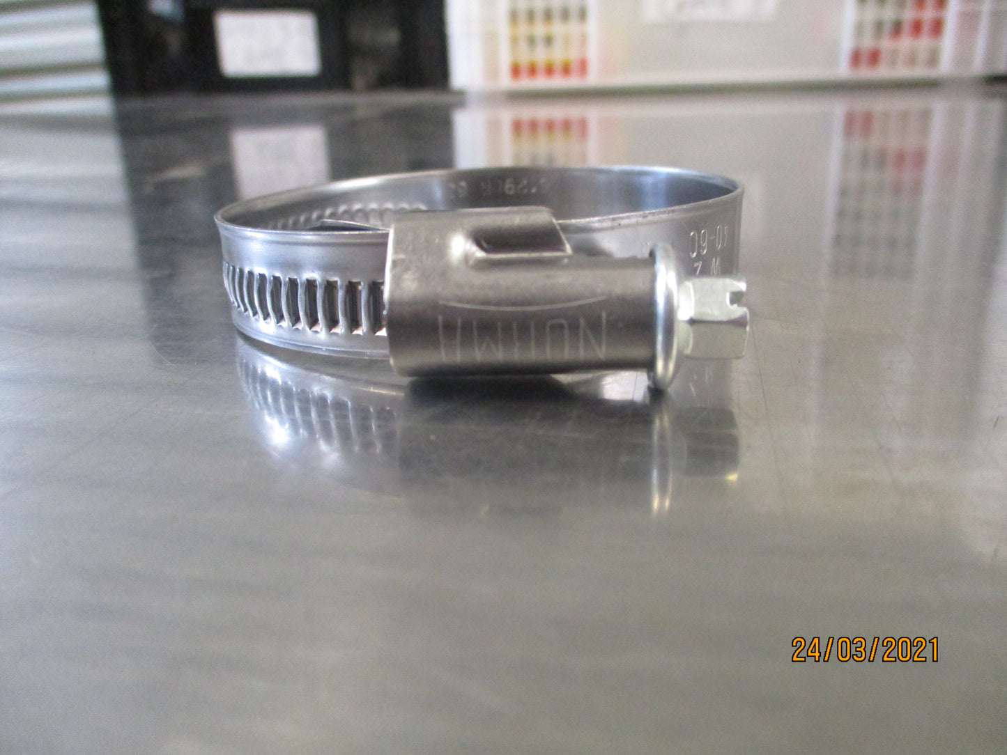 Nissan Patrol Y16 GU Genuine Hose Clamp New Part