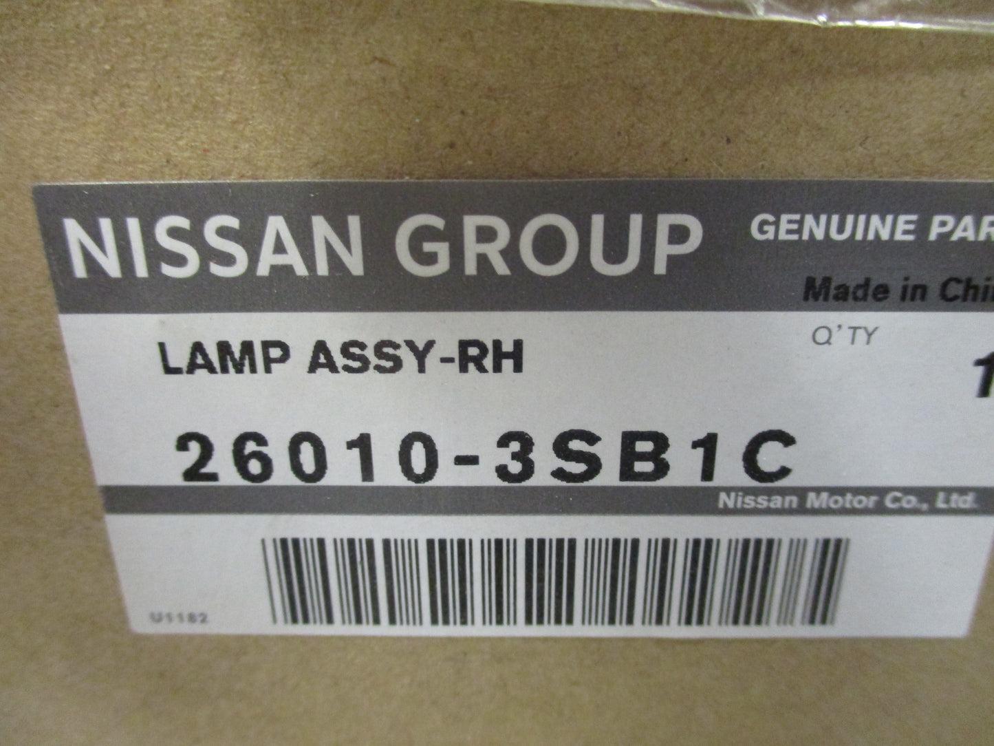 Nissan B17 Pulsar Genuine Right Hand Headlight New Part
