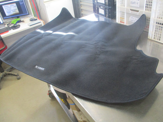 Nissan X Trail T30 Genuine Carpet Cargo Mat New Part