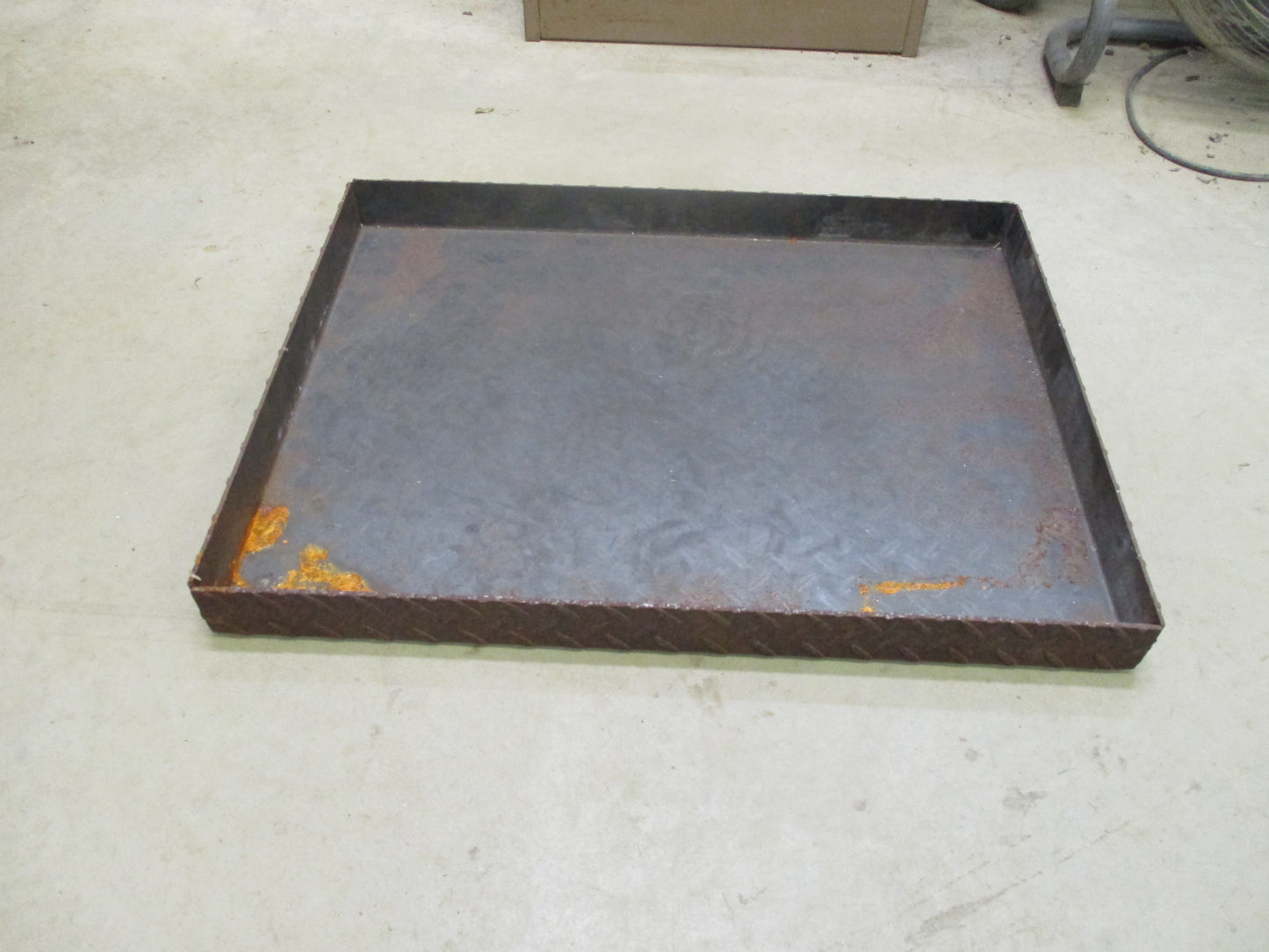 Heavy Duty Checker Plate Steel Tray Suits Various Applications New