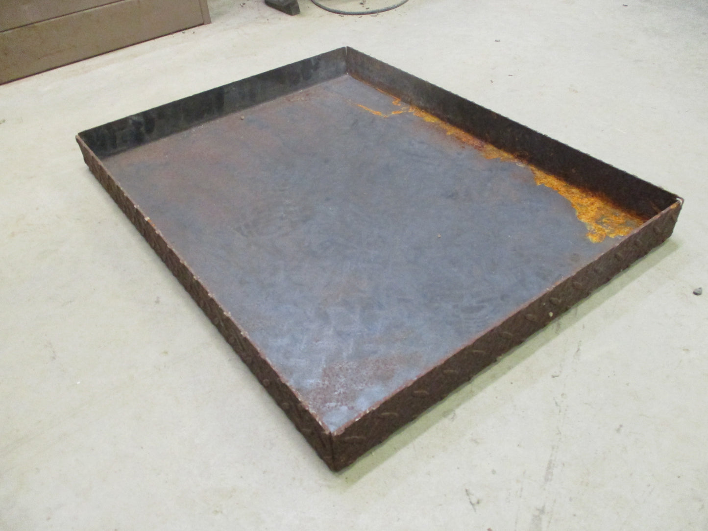 Heavy Duty Checker Plate Steel Tray Suits Various Applications New