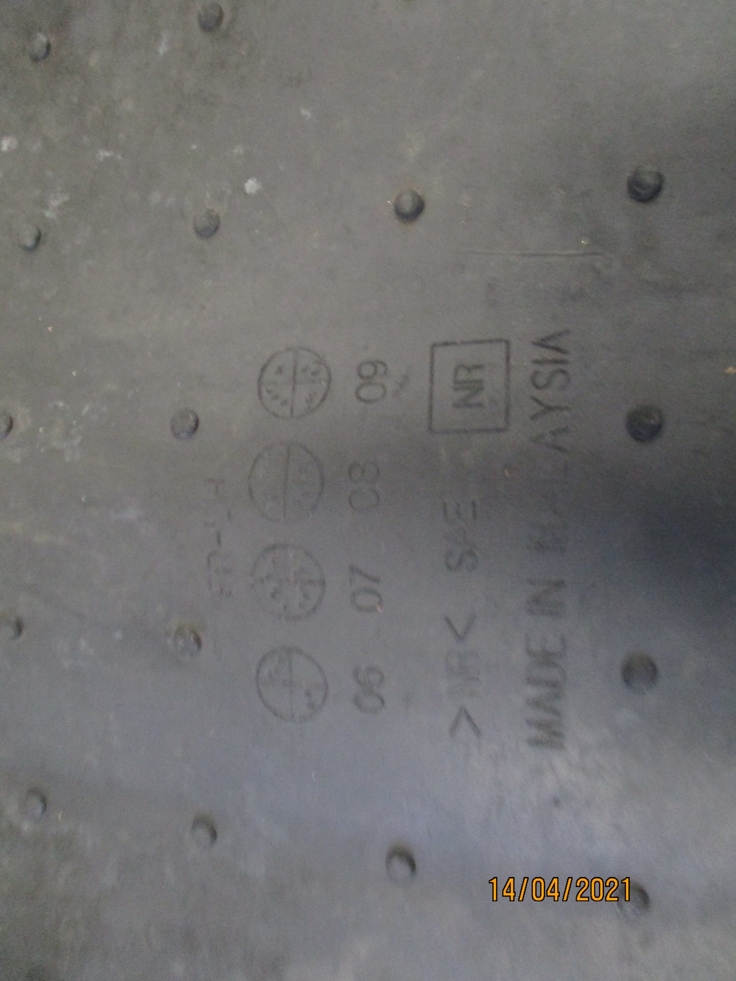 Isuzu Genuine Passengers Rubber Floor Mat Suitable for Various Trucks