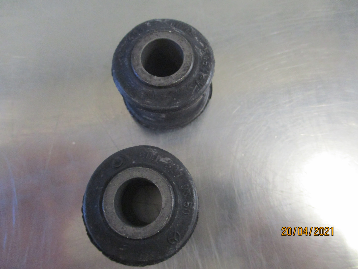 Mercedes Benz Sprinter Genuine Front Right Stabiliser Mounting Rear Axle New Part