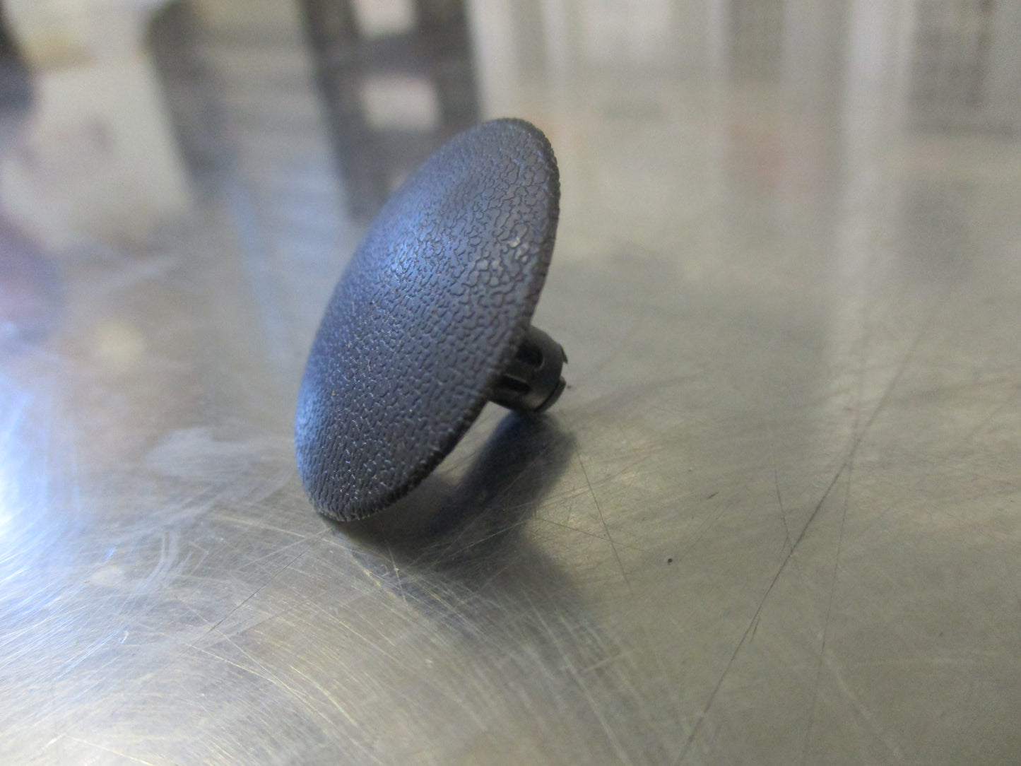 Subaru Outback/Legacy/Impreza/Tribeca Genuine Bonnet Insulator Clip New Part