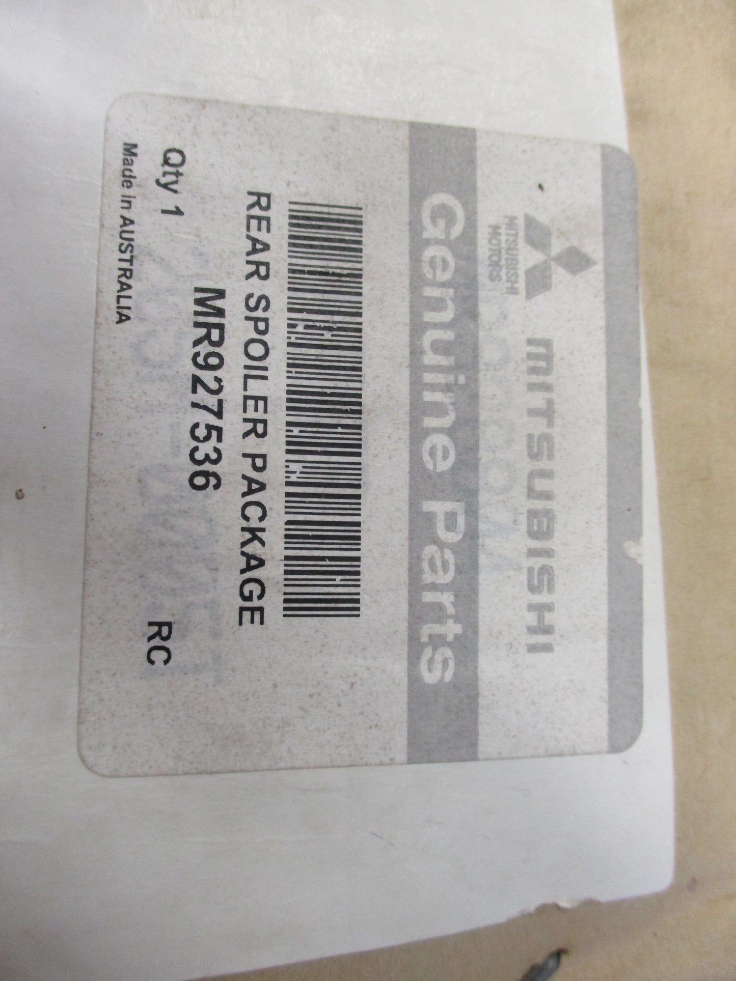 Mitsubishi TE/TW Magna Genuine Boot Spoiler Kit New Part