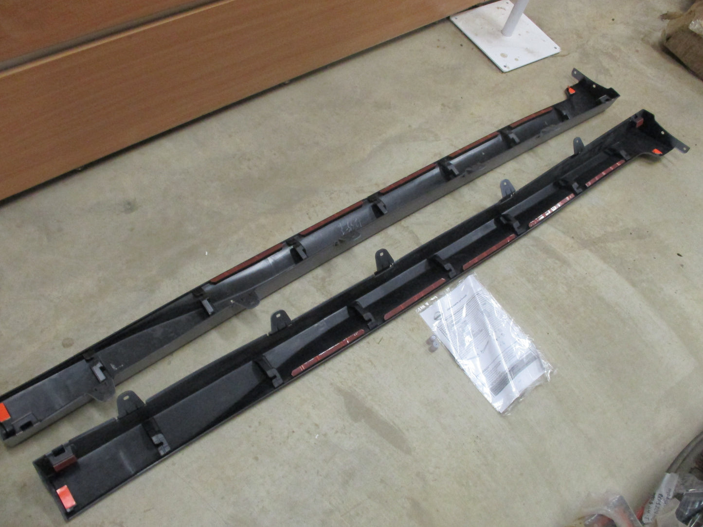 Nissan C12T Pulsar Hatch Genuine Side Skirt Kit New Part