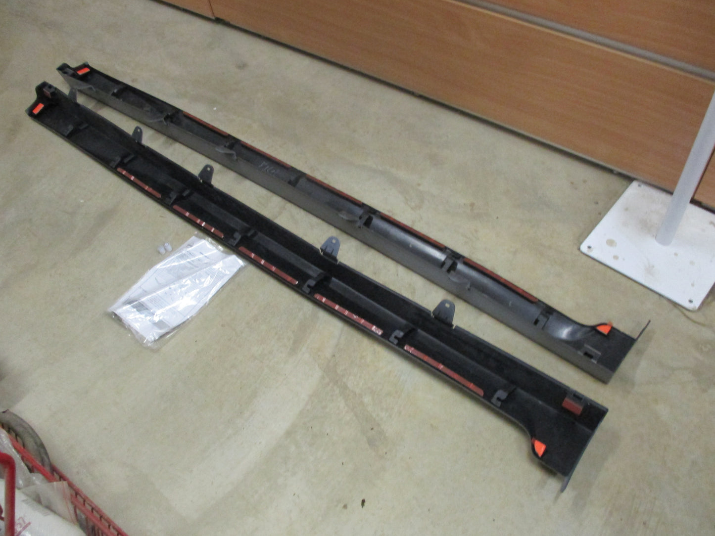 Nissan C12T Pulsar Hatch Genuine Side Skirt Kit New Part