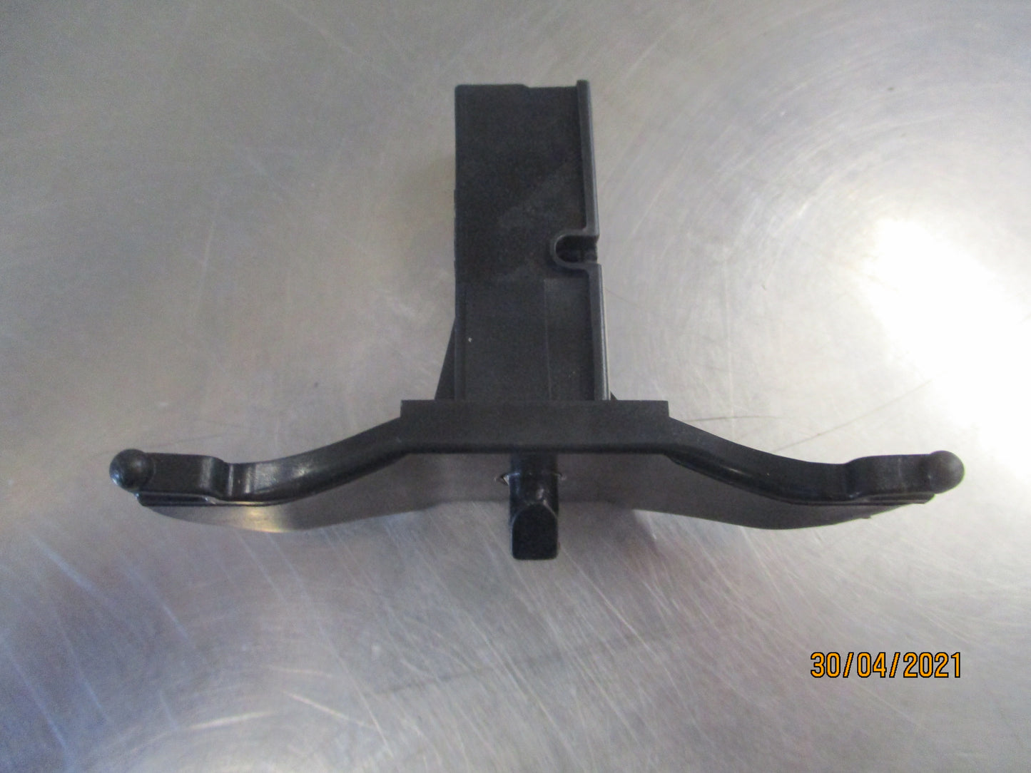 Mitsubishi Various Models Genuine Fuel Door Hook Opener Assembly New Part