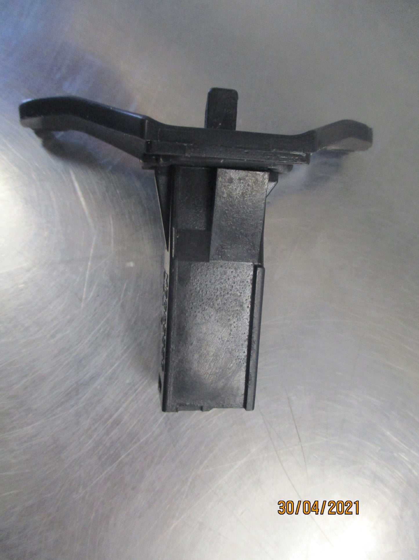 Mitsubishi Various Models Genuine Fuel Door Hook Opener Assembly New Part