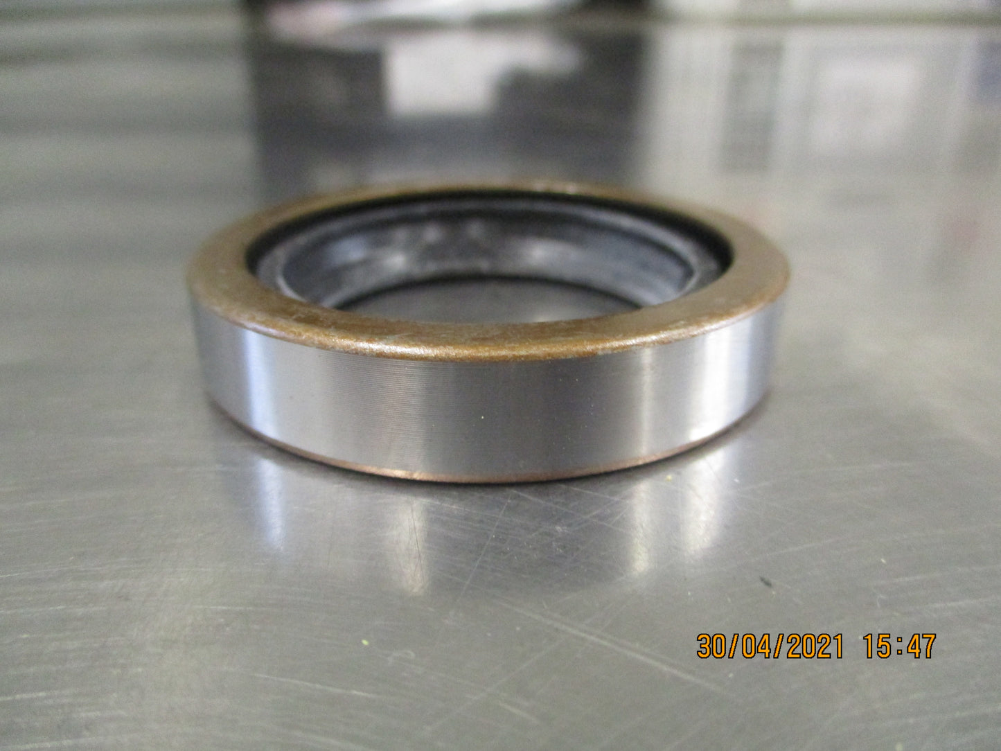 Toyota Landcruiser Genuine Axle Housing Oil Seal New Part