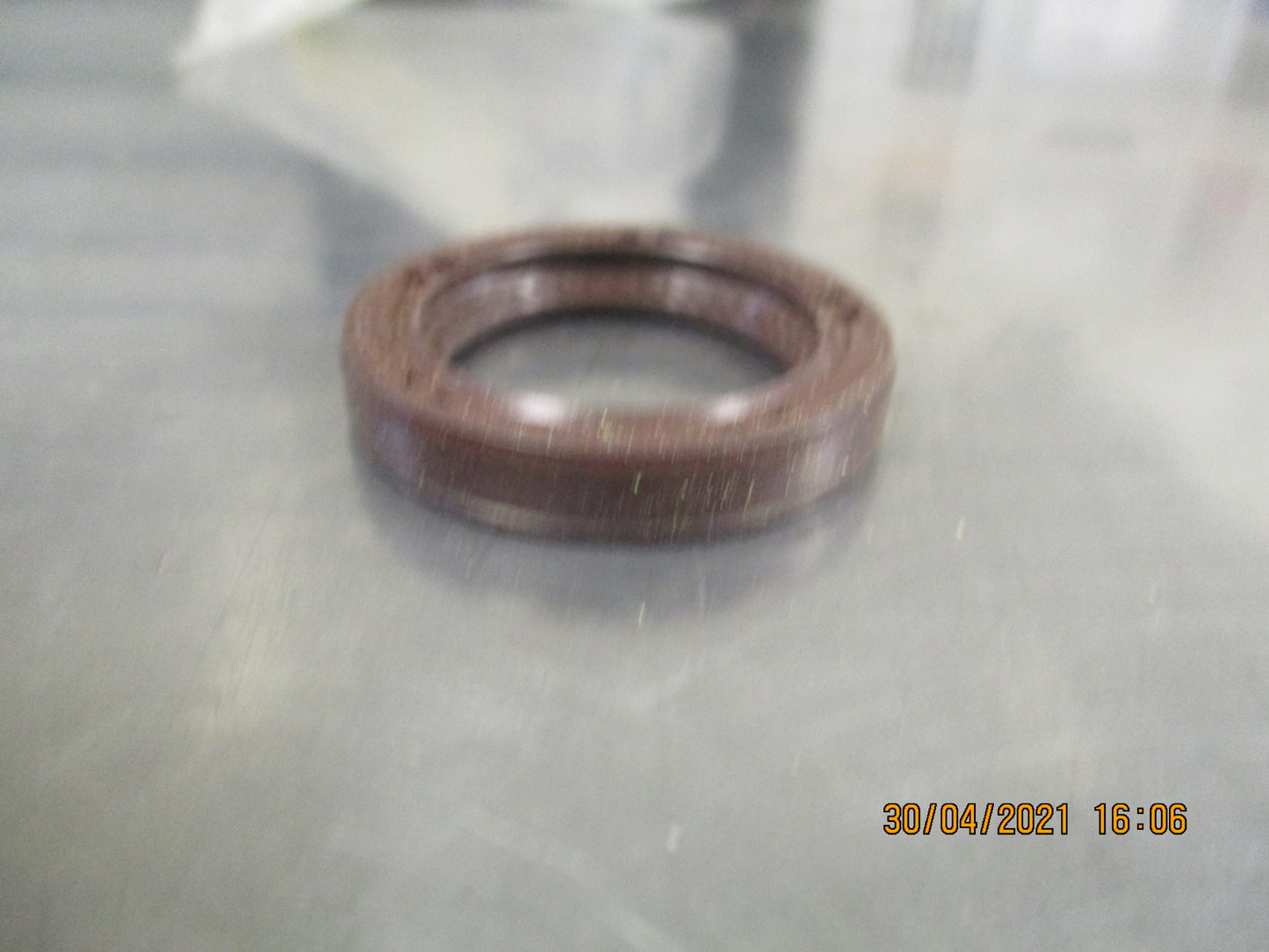 Mitsubishi Eclipse/Galant/Lancer/Outlander Genuine Engine Balance Shaft Seal New Part