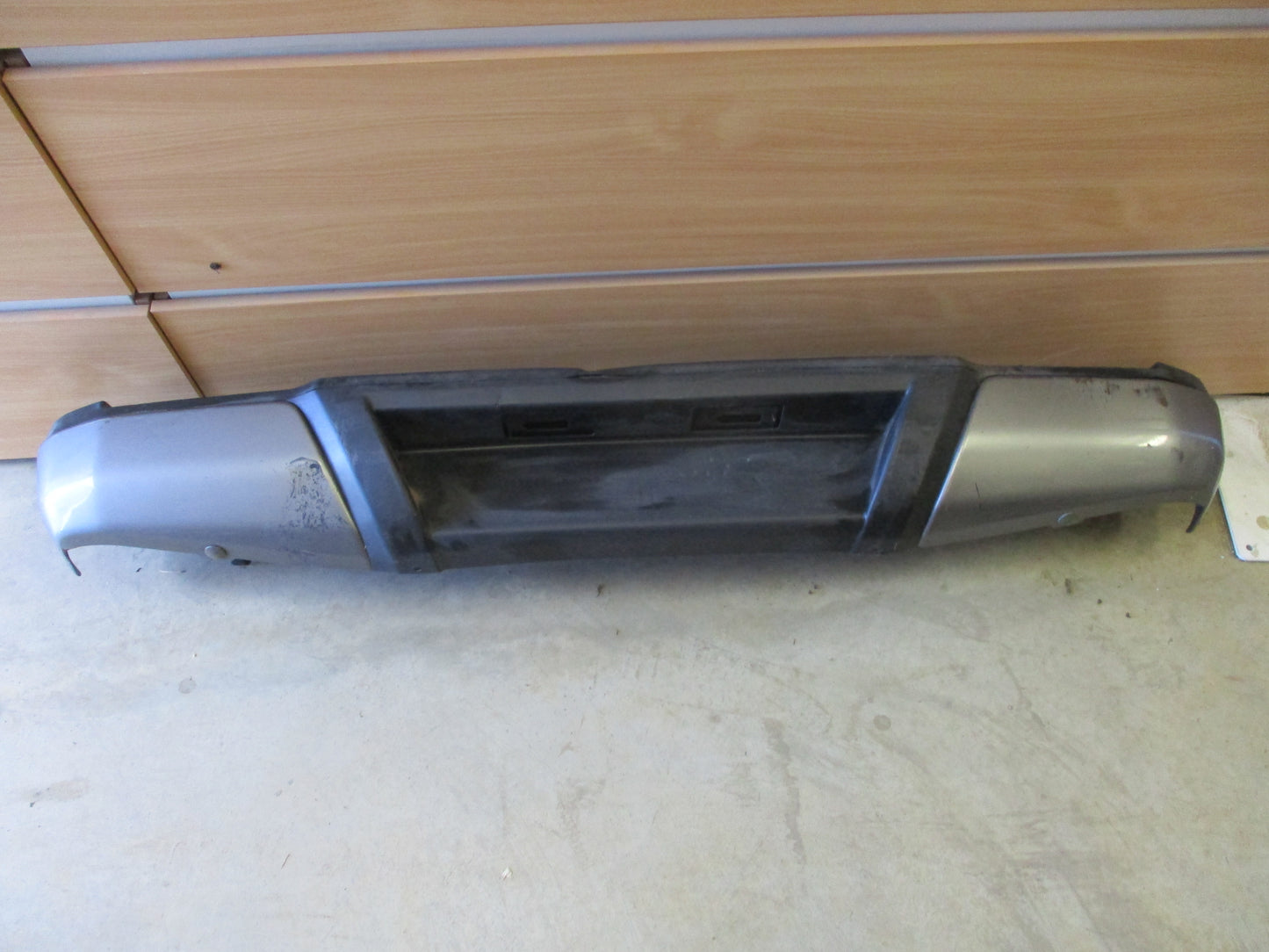 Nissan NP300 Genuine Rear Step Used VGC