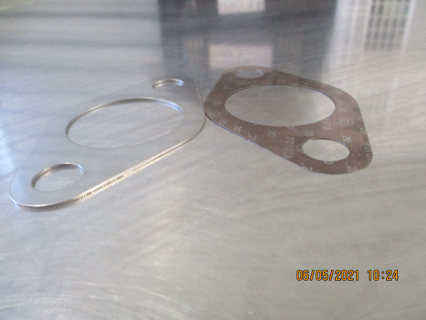 Toyota Landcruiser Genuine Steering Knuckle Shim New Part