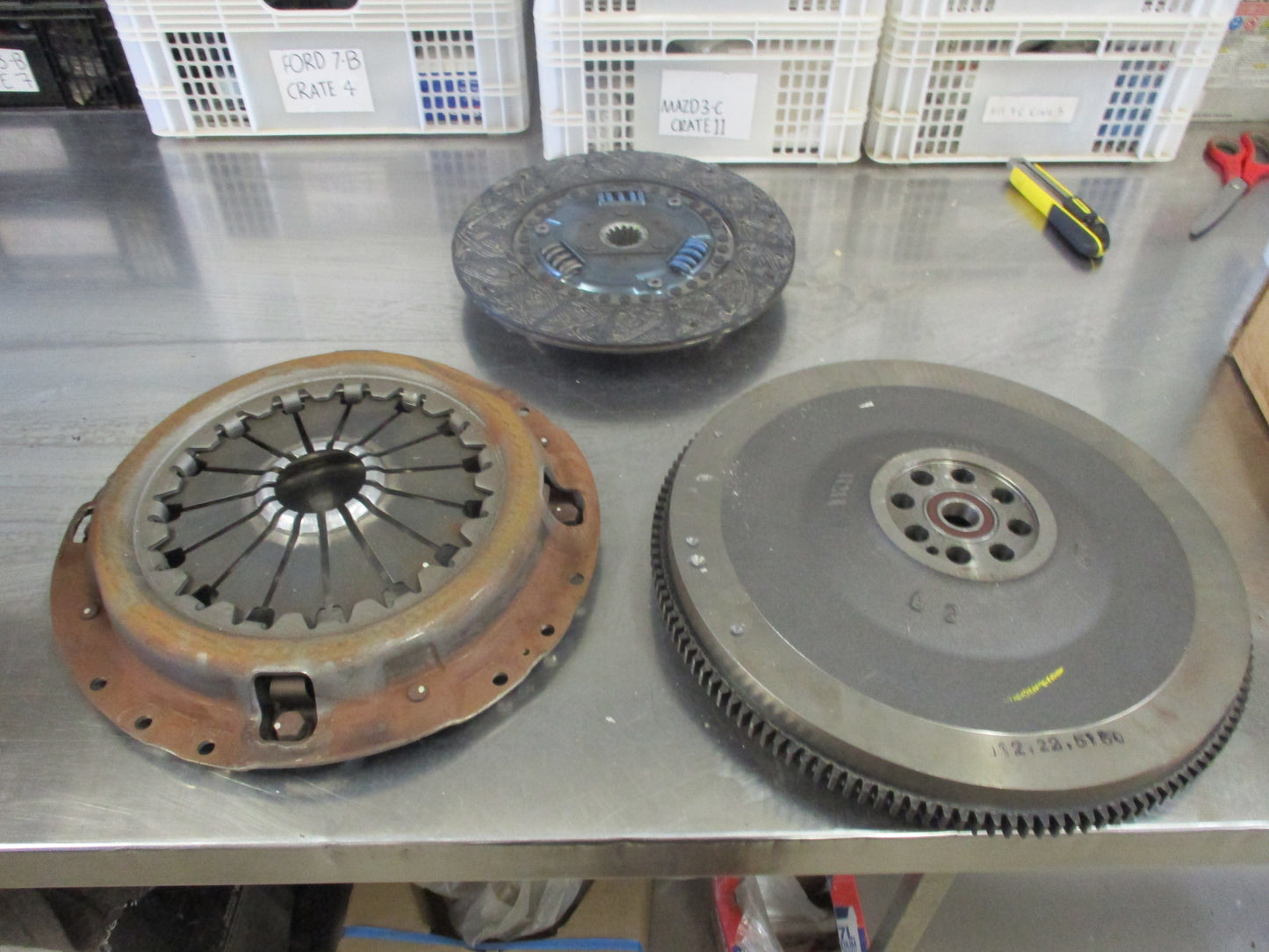 Isuzu NPR70 Genuine Clutch Plate/Pressure Plate and Flywheel New Part