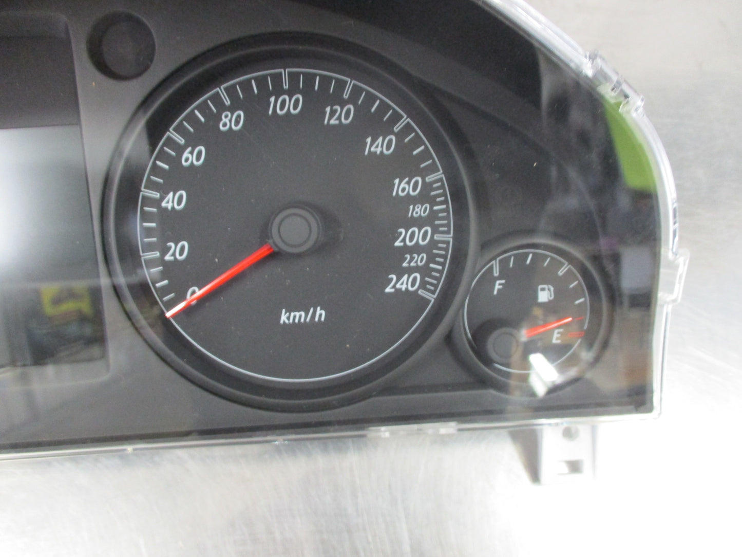Holden VE Omega Commodore Genuine Level 1 Instrument Dash Cluster New Part