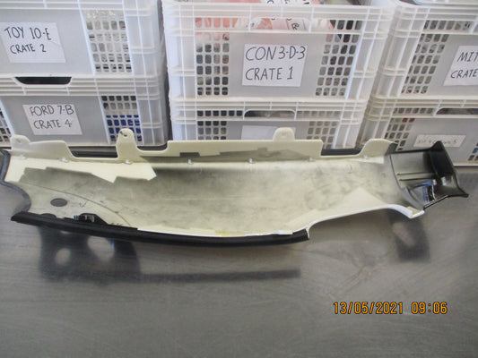 ISUZU FVR FTR Genuine Front Right Side Body Panel New Part