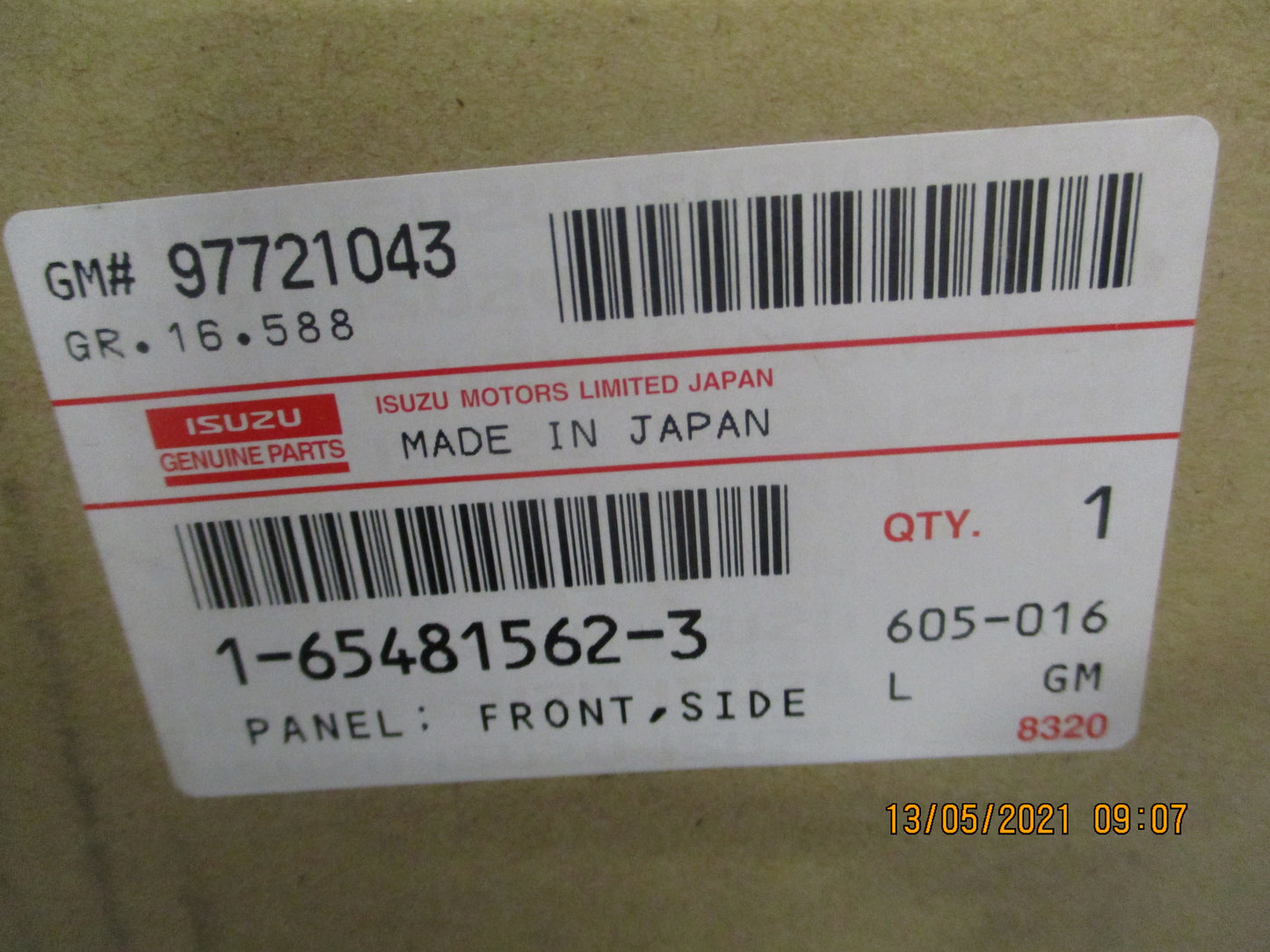 ISUZU FVR FTR Genuine Front Right Side Body Panel New Part