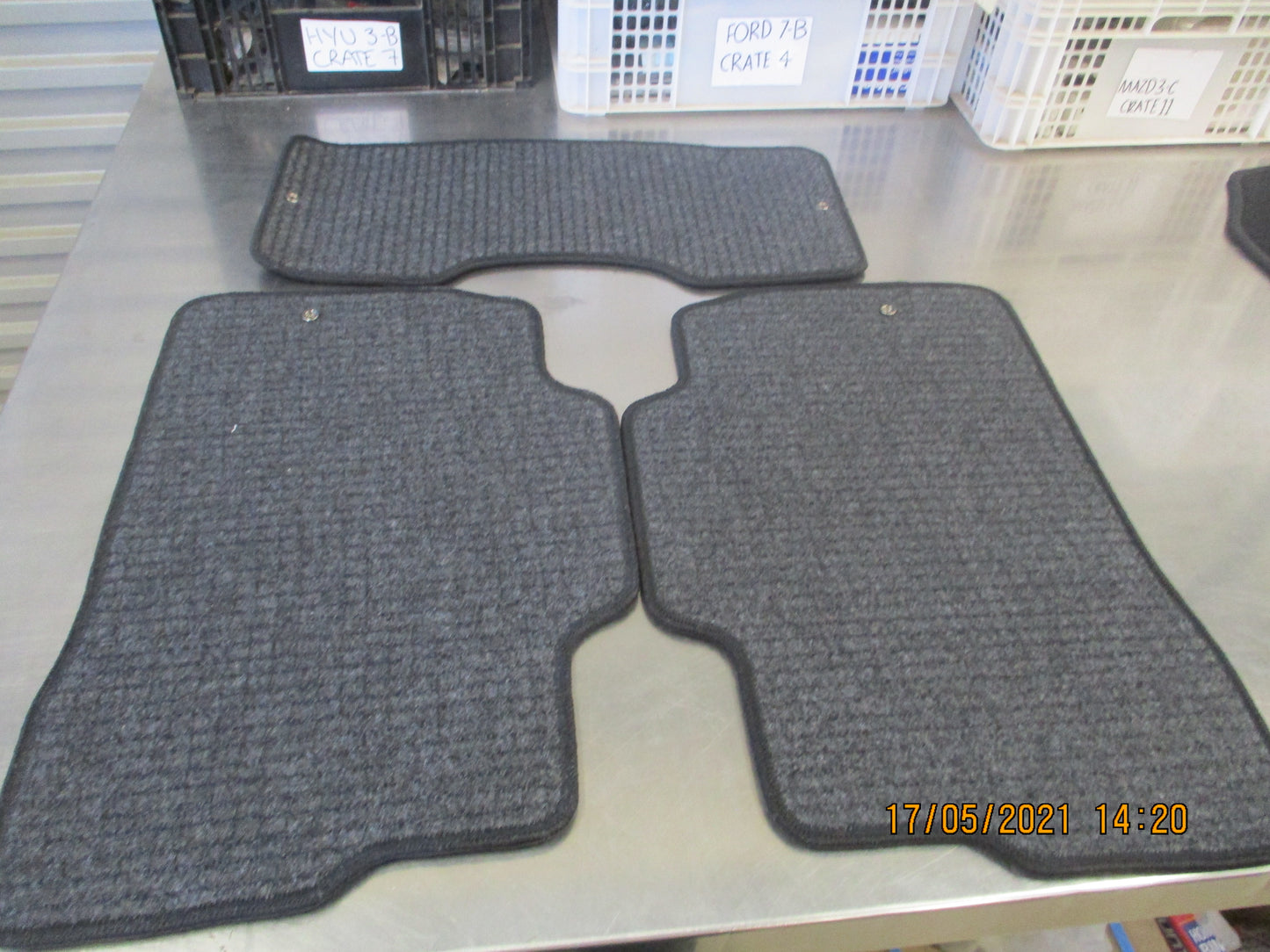 Suzuki Kizashi Genuine Carpet Floor Mats Set New Part