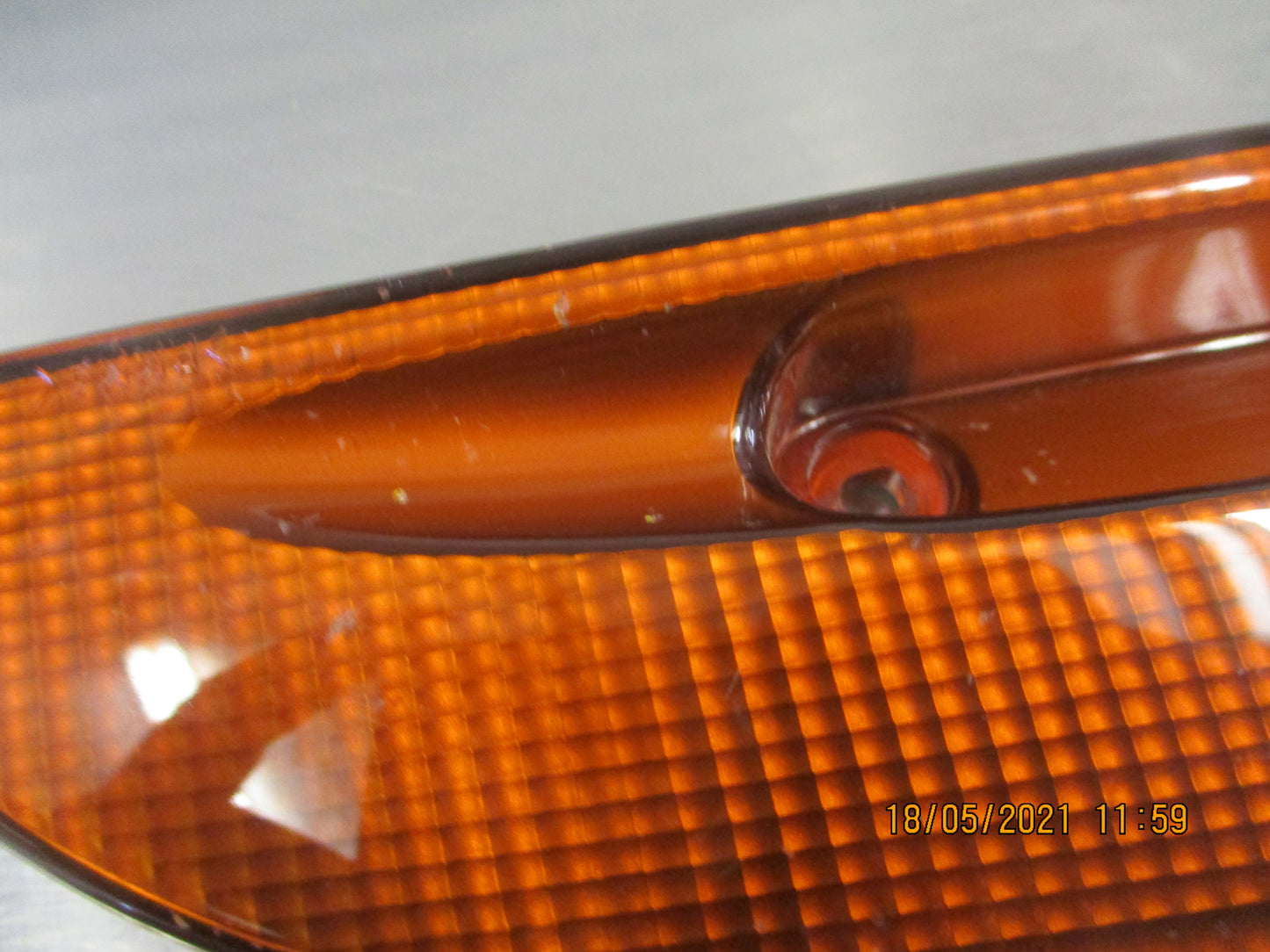 Isuzu NPR Genuine Right Hand Indicator Light New Part