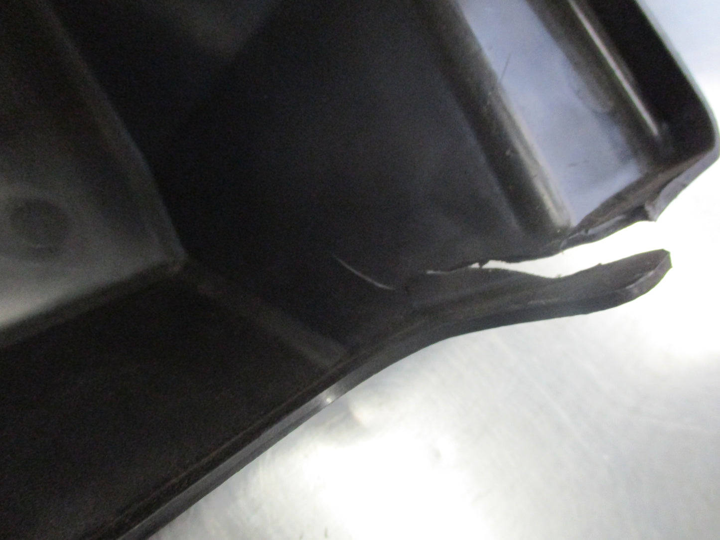 Isuzu FVR/FTR Genuine Left Hand Front Mud Guard New Part