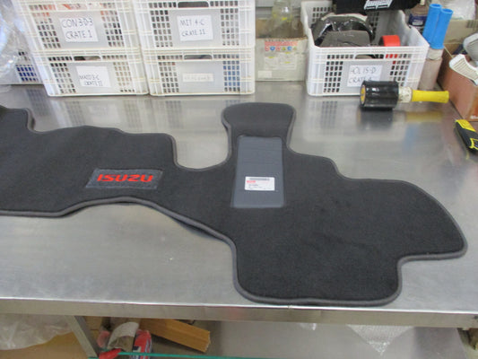 Isuzu Truck Genuine Single Piece Front Floor Mat New Part