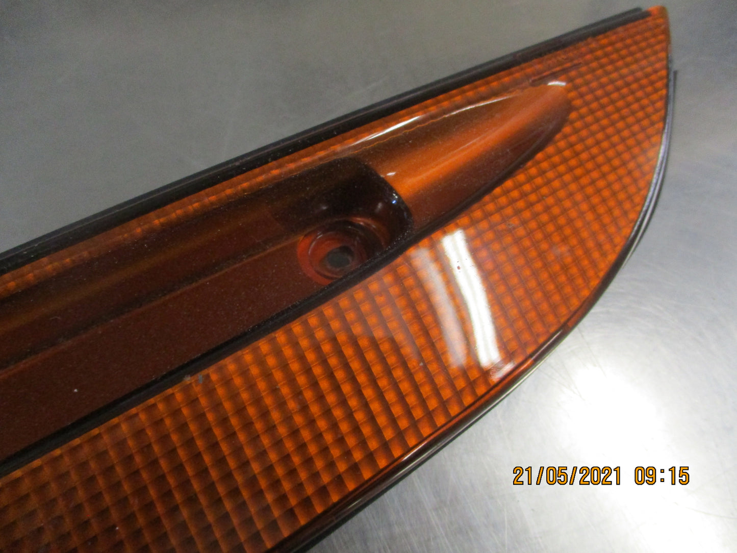 Isuzu NPR Genuine Left Hand Indicator Light New Part
