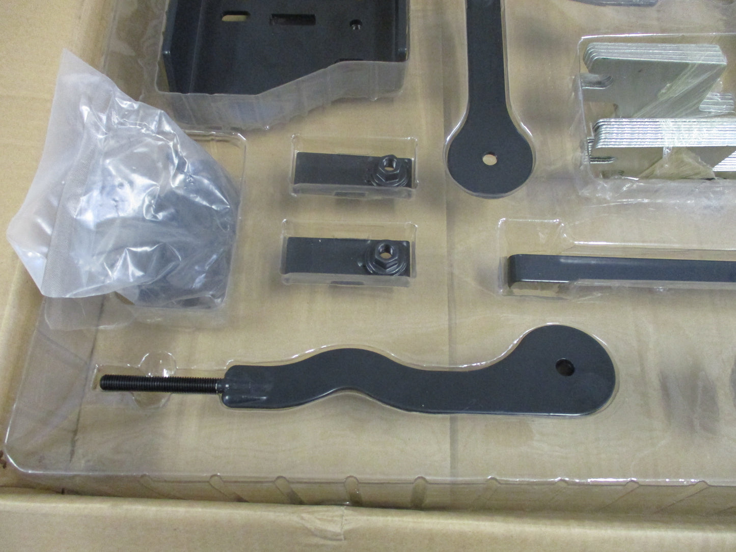 Holden RG Colorado/Trailblazer/Colorado 7 Genuine Front Bumper Fascia Extension New Part