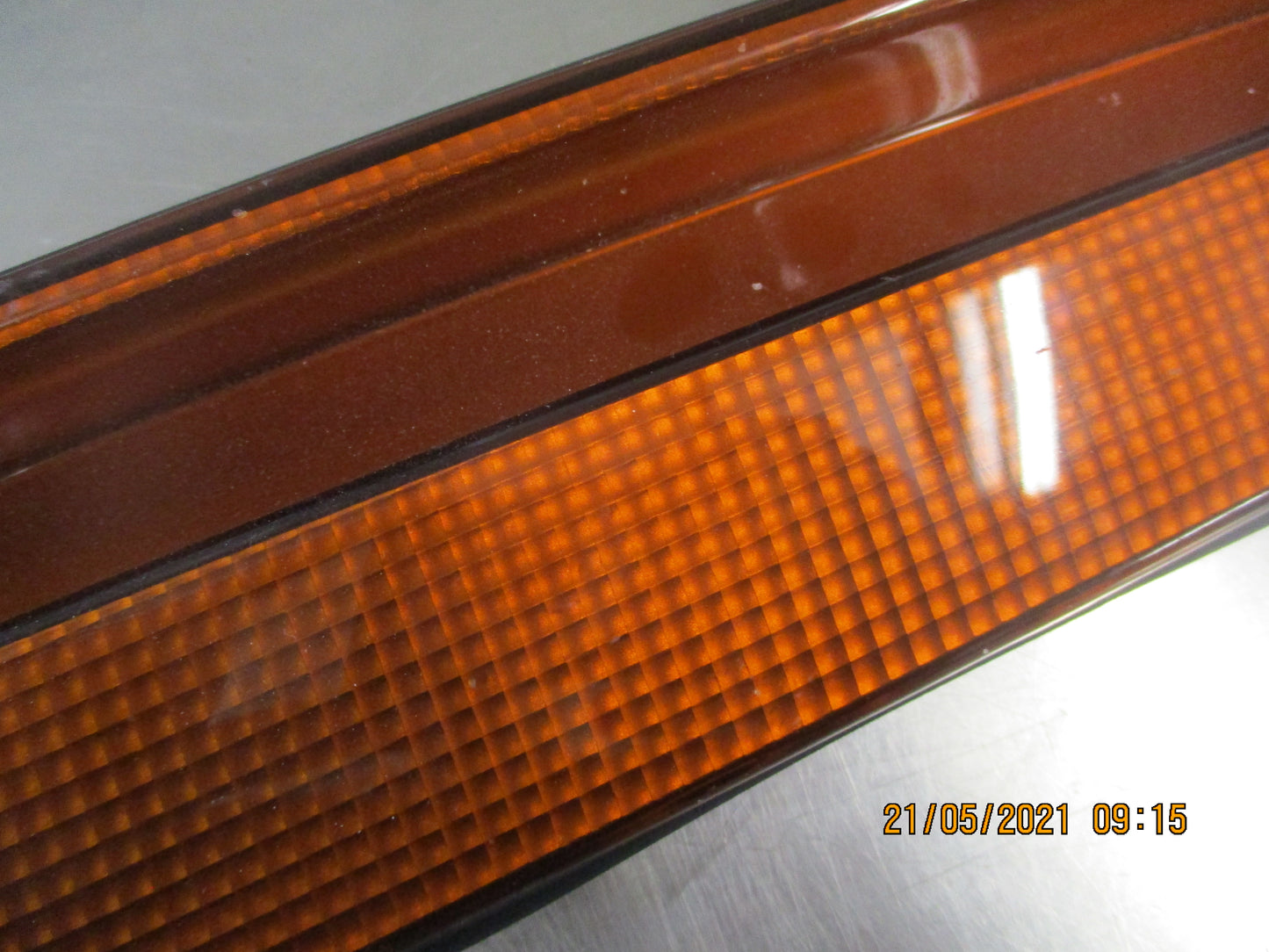 Isuzu NPR Genuine Left Hand Indicator Light New Part