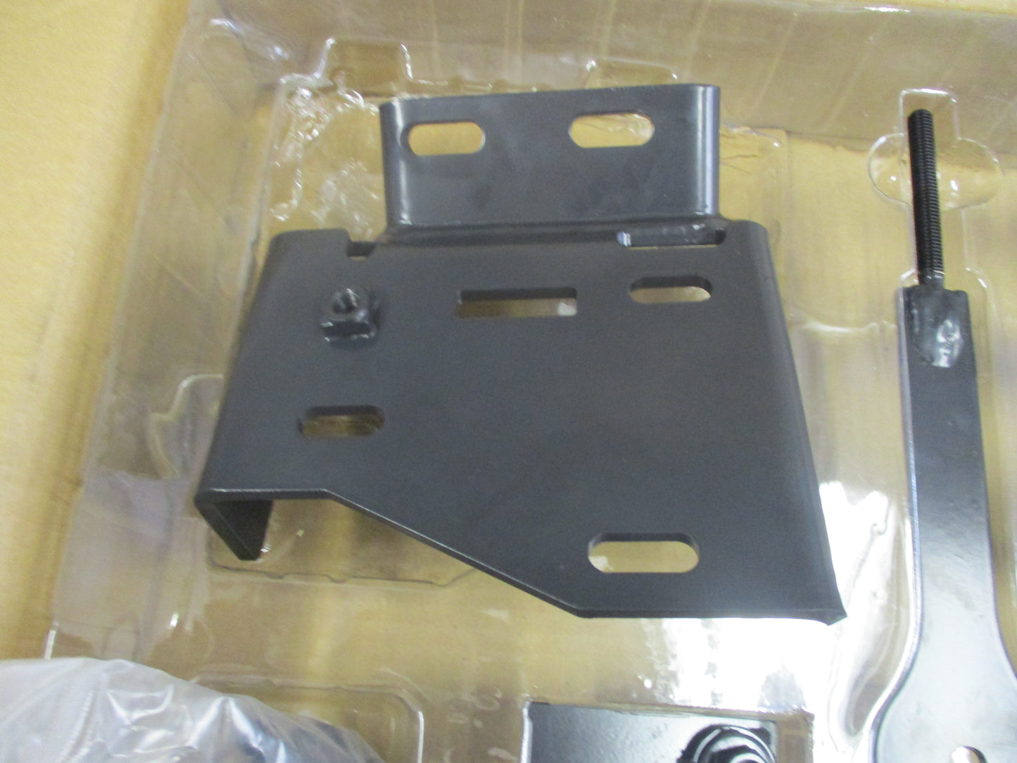 Holden RG Colorado/Trailblazer/Colorado 7 Genuine Front Bumper Fascia Extension New Part