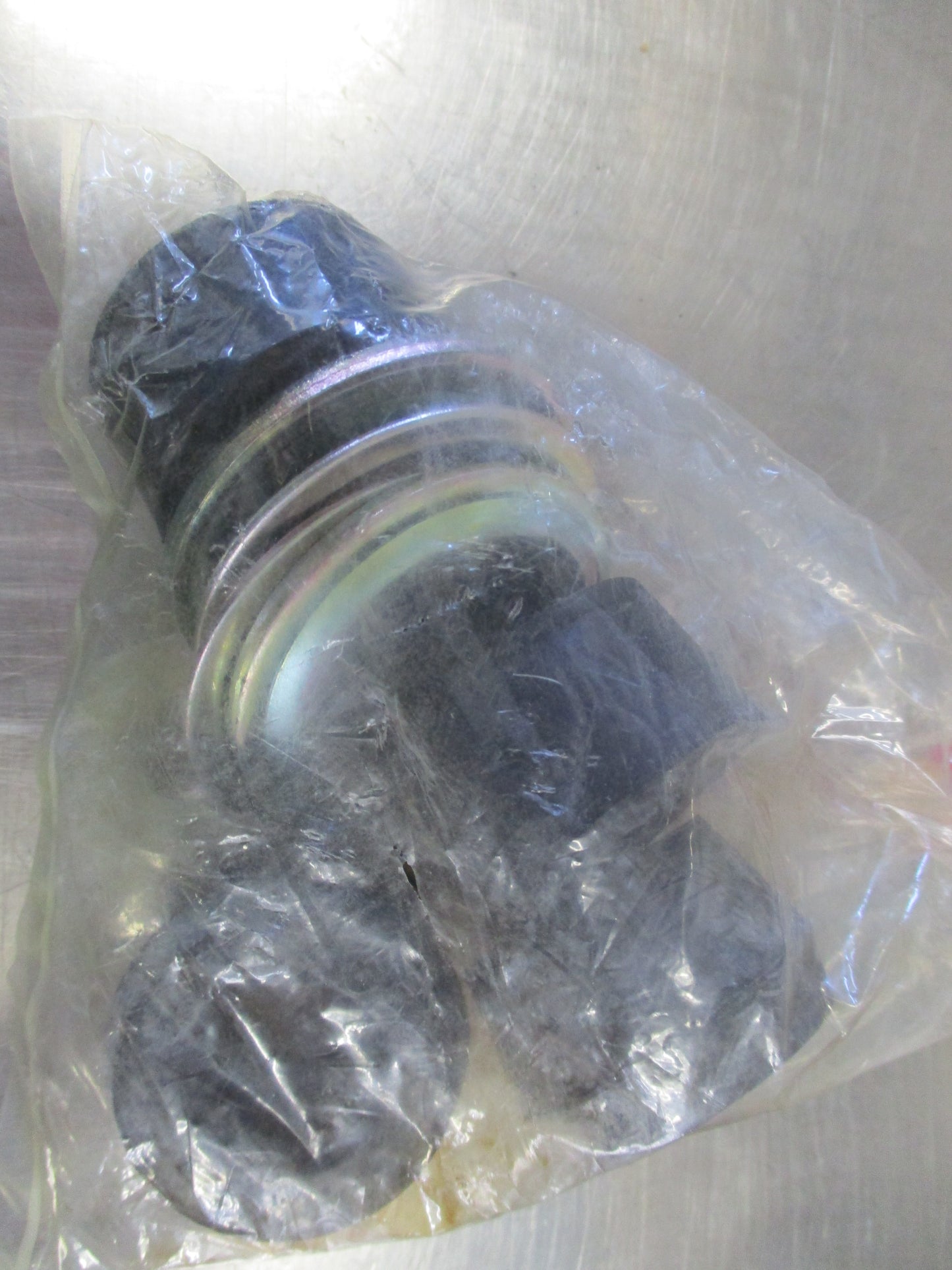 Isuzu FTR Truck Genuine Front Shock Pair New Part