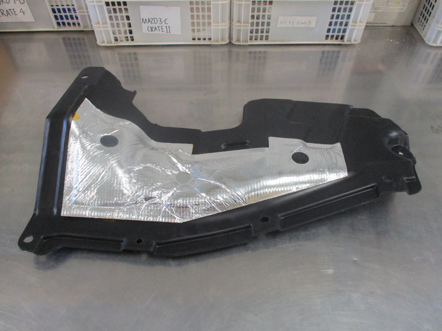 Isuzu FSR34 Genuine Right Hand Front Wheel Arch Apron New Part