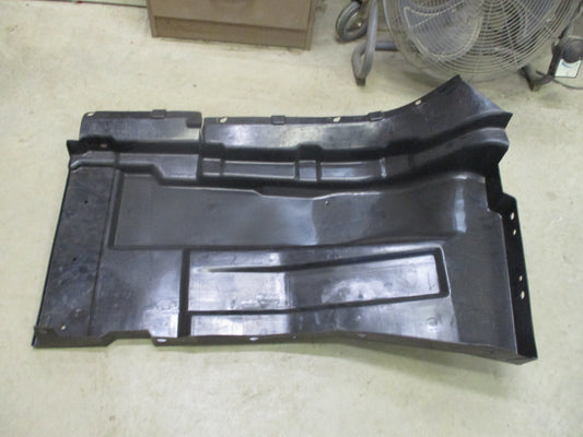 Isuzu F Series Genuine Right Hand Mud Guard Panel New Part