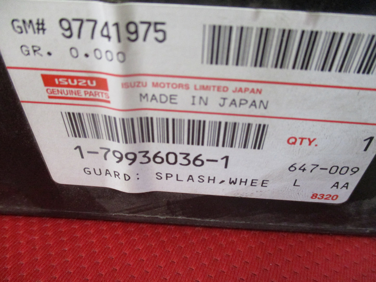 Isuzu F Series Genuine Right Hand Mud Guard Panel New Part