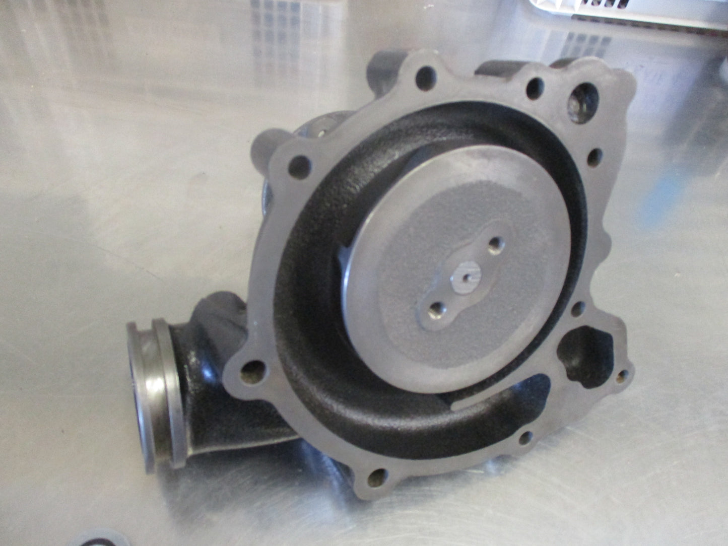 Isuzu FVR/FVM/FVZ Truck Genuine Water Pump New Part
