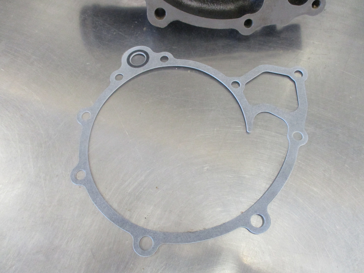 Isuzu FVR/FVM/FVZ Truck Genuine Water Pump New Part