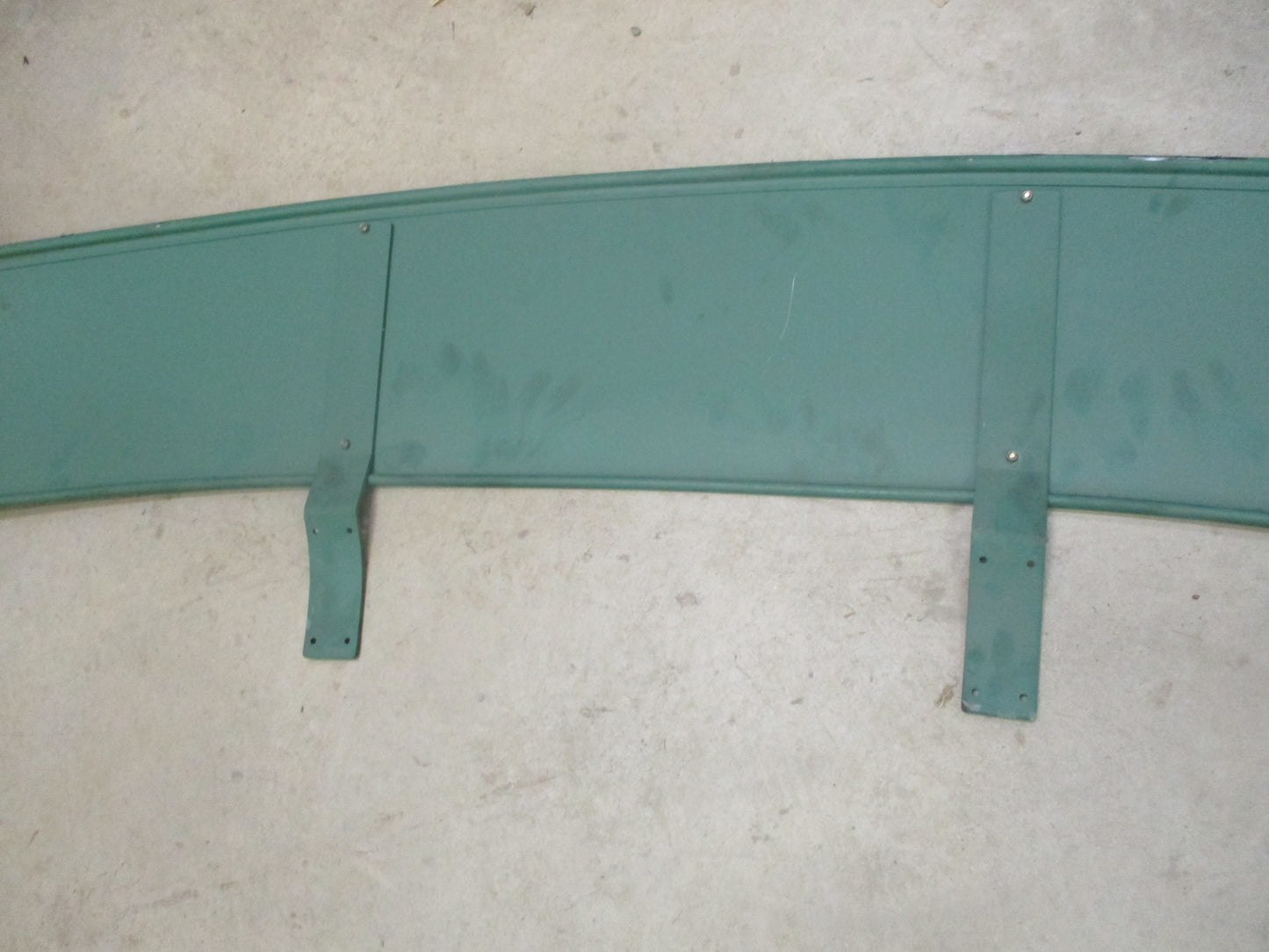 Isuzu F Series Sun Visor With Centre Brackets 1825mm New Part