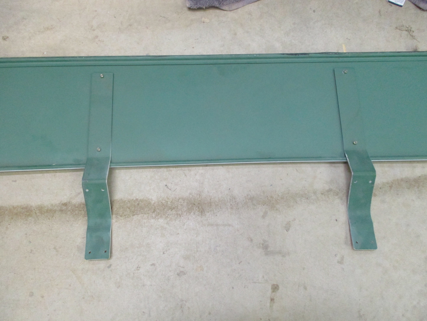 Isuzu F Series Sun Visor With Centre Brackets 2135mm New Part